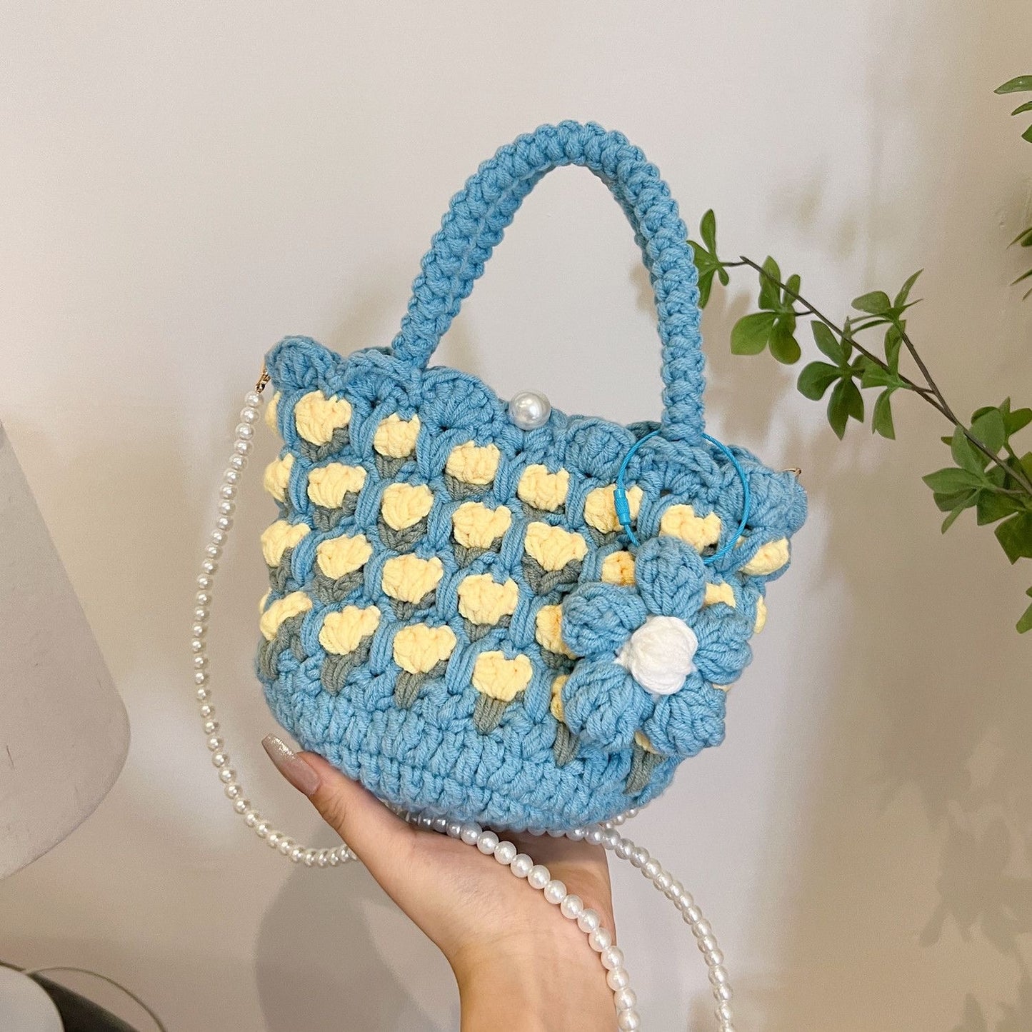 Tulip Handbag – Finished Crochet Bag with Pearl Crossbody Chain