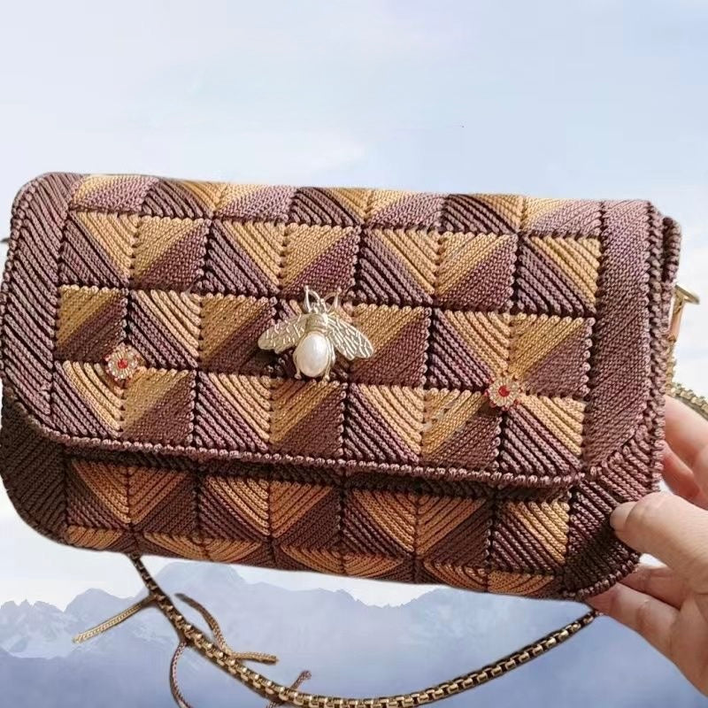 DIY Crochet Kit – 3D Floral Crossbody Bag with Ice Silk Yarn & Full Accessories