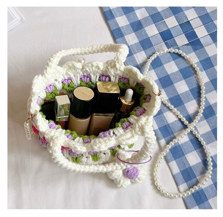 Tulip Handbag – Finished Crochet Bag with Pearl Crossbody Chain