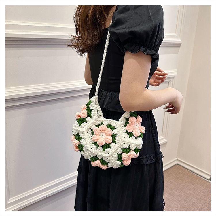 Handmade Crochet Flower Crossbody Bag – Finished Product