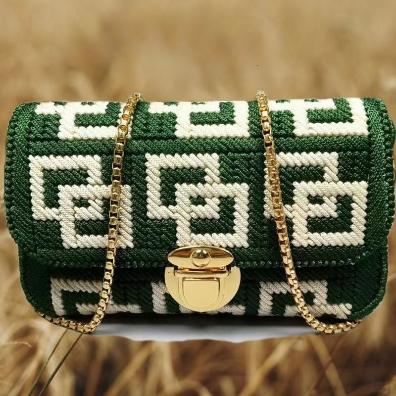 DIY Crochet Kit – 3D Floral Crossbody Bag with Ice Silk Yarn & Full Accessories